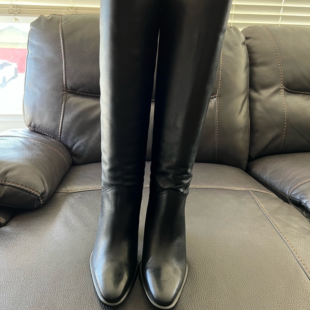Knee High Zara Boots sz. 39